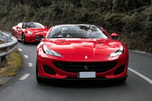 City tour de 90 minutos em supercarros por Barcelona até ao Monte Tibidabo