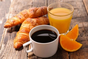 Barcelona: 3 Countries in 1 Day Small-Group Tour