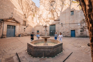 Barcelona 360: Flying, Sailing & Walking Guided Small Group