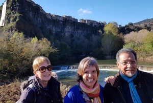 Barcelona: Besalú & Medieval Towns Tour with Hotel Pickup