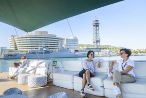 Barcelona: Helicopter, Walking, and Sailing 360º City Tour