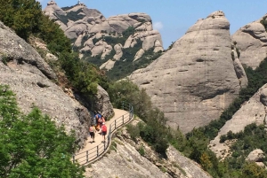 Barcelona: Montserrat Hike, Nature & Monastery, Semi-Private