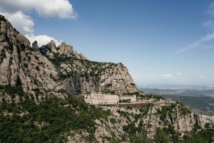 Barcelona: Montserrat Tour, Monastery & Optional Wine/Lunch