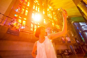 Barcelona: Sagrada Familia Fast-Track Ticket