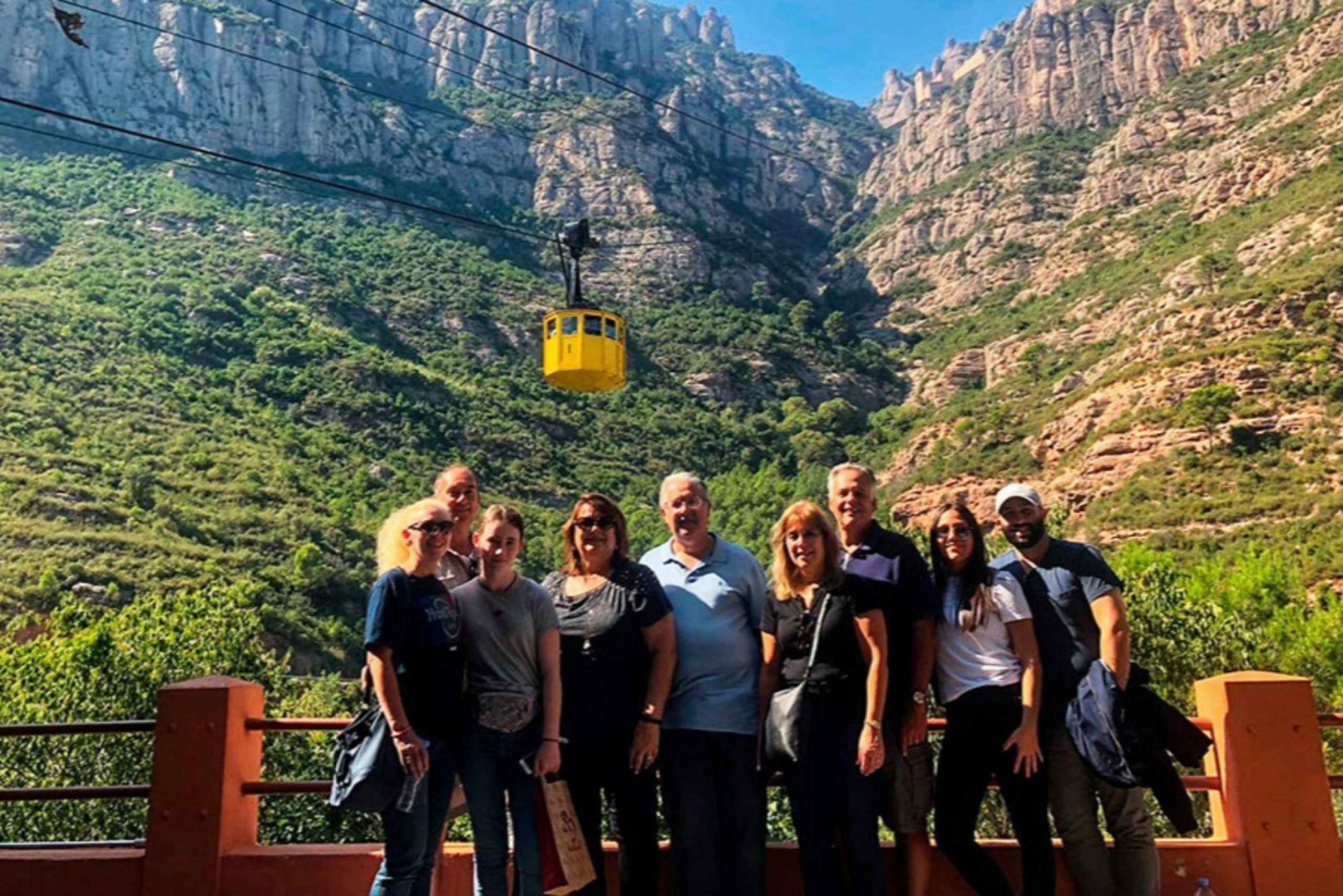 Barcelona: Sagrada Família e Montserrat - Dia inteiro com serviço de busca