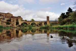 Von Barcelona aus: Tagestour zu den mittelalterlichen Dörfern