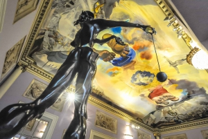 From Barcelona: Dalí-Themed Cadaqués & Costa Brava Day Trip