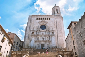 Girona and Figueres Full-Day Tour with Hotel Pick Up