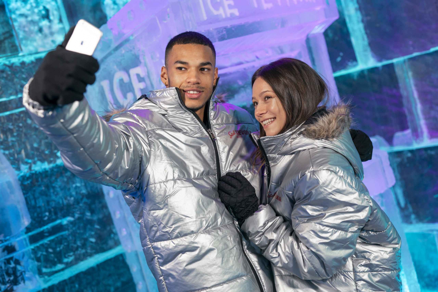 バルセロナ：アイスバーとテラスドリンクのロマンティックパッケージ