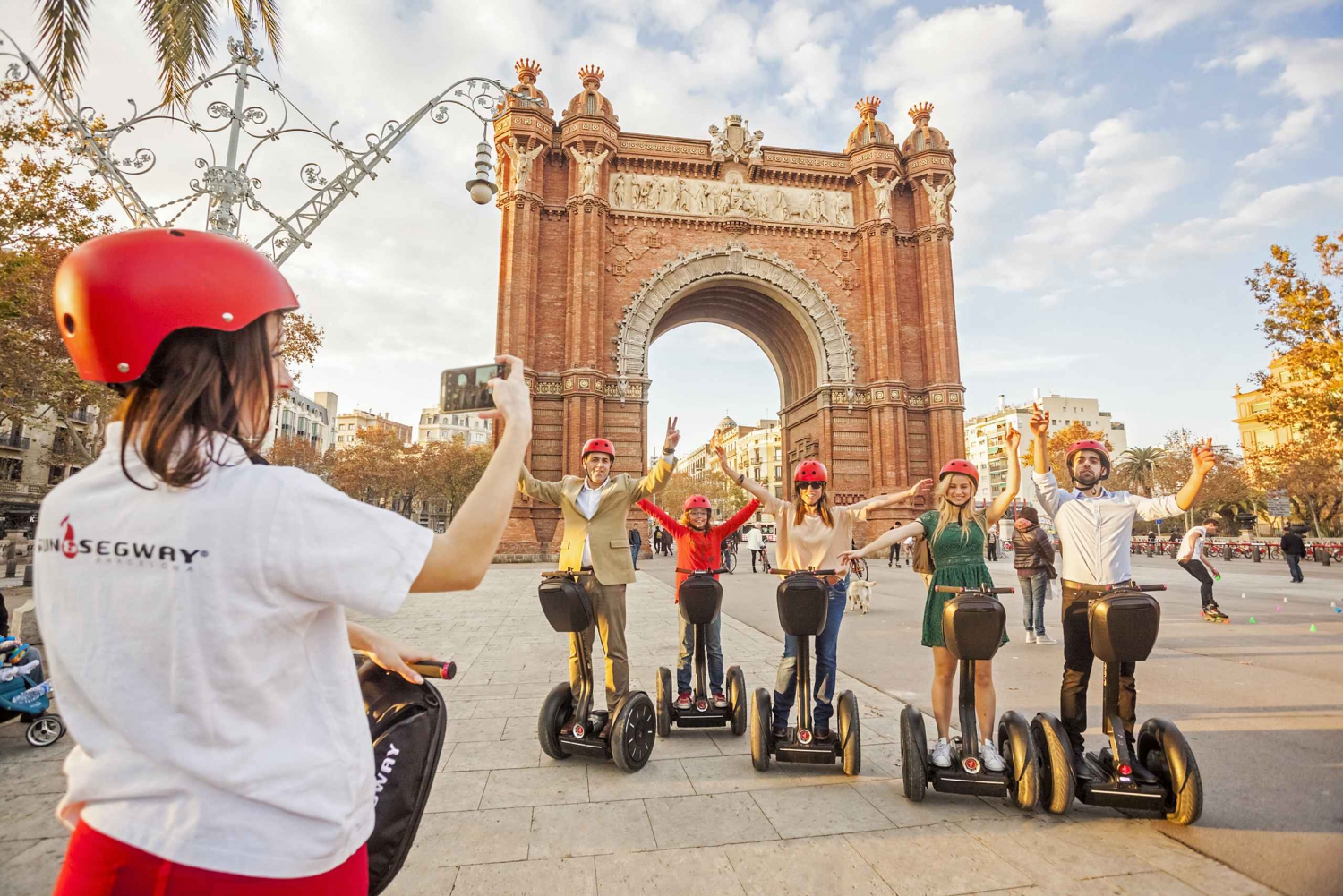 Барселона: Обзорная экскурсия на сегвеях по городу