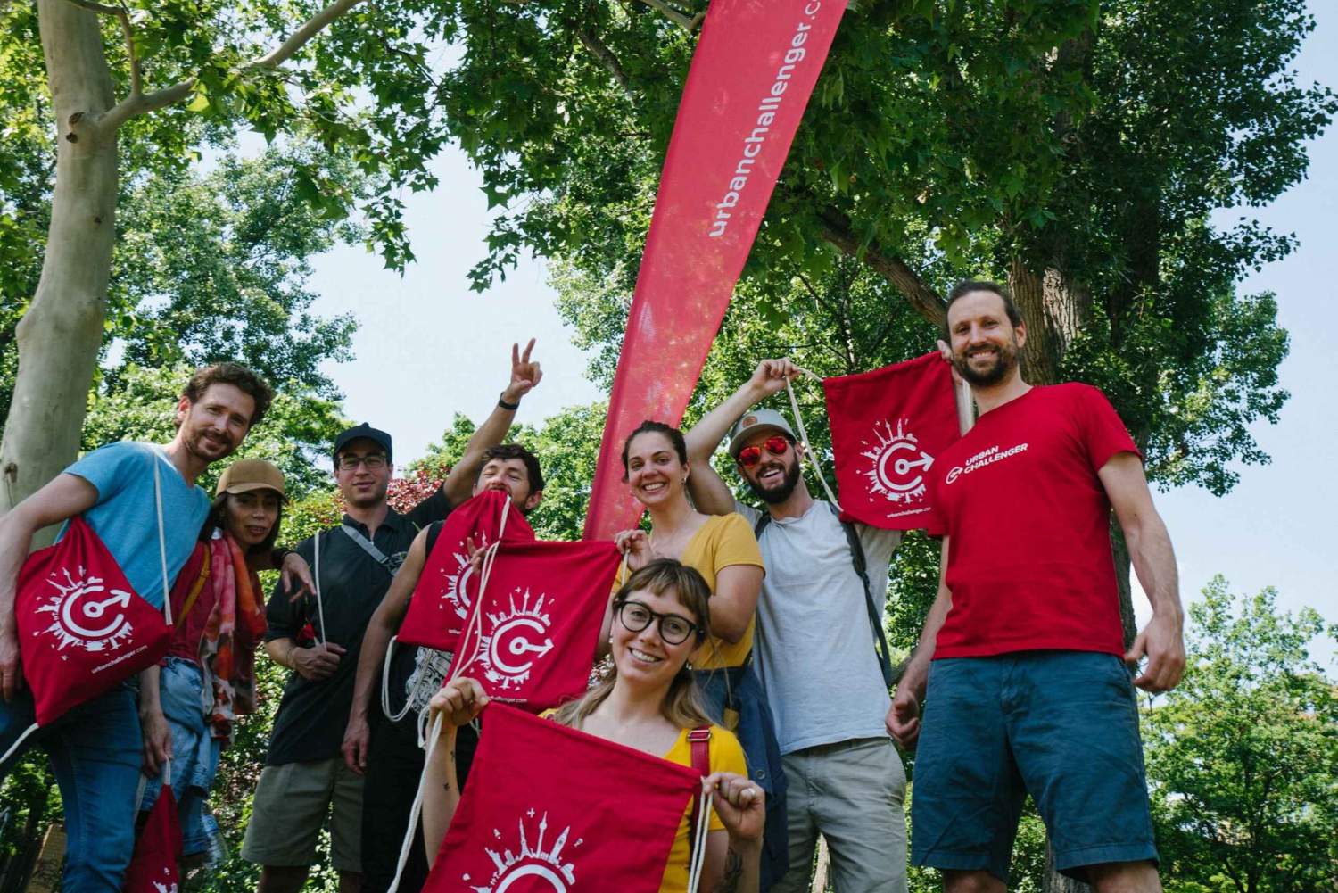 Berlijnse uitdagingen voor teams met live host en fotobewijs
