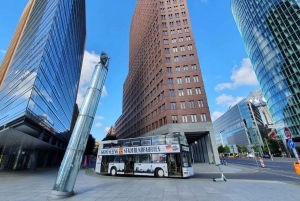 Berlijn: Hop-on Hop-off Bus Tour met Live Commentaar