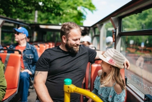 Berlin: Hop-on Hop-off Bus Tour with Live Commentary