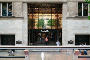 Berlin: Hop-on Hop-off Bus Tour with Live Commentary