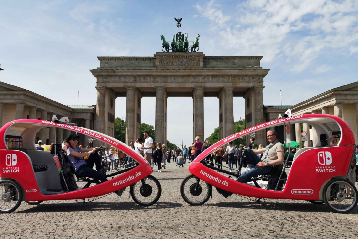 Berlin: Private Guided E-Rickshaw Tour