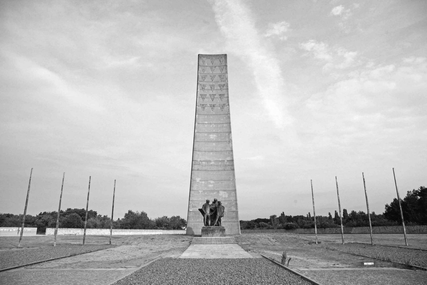 Berlin: Sachsenhausen Memorial Day Small-Group Tour