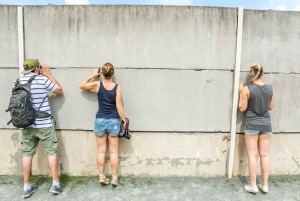 Berlin: Sights and Highlights Bike Tour with a Local Guide