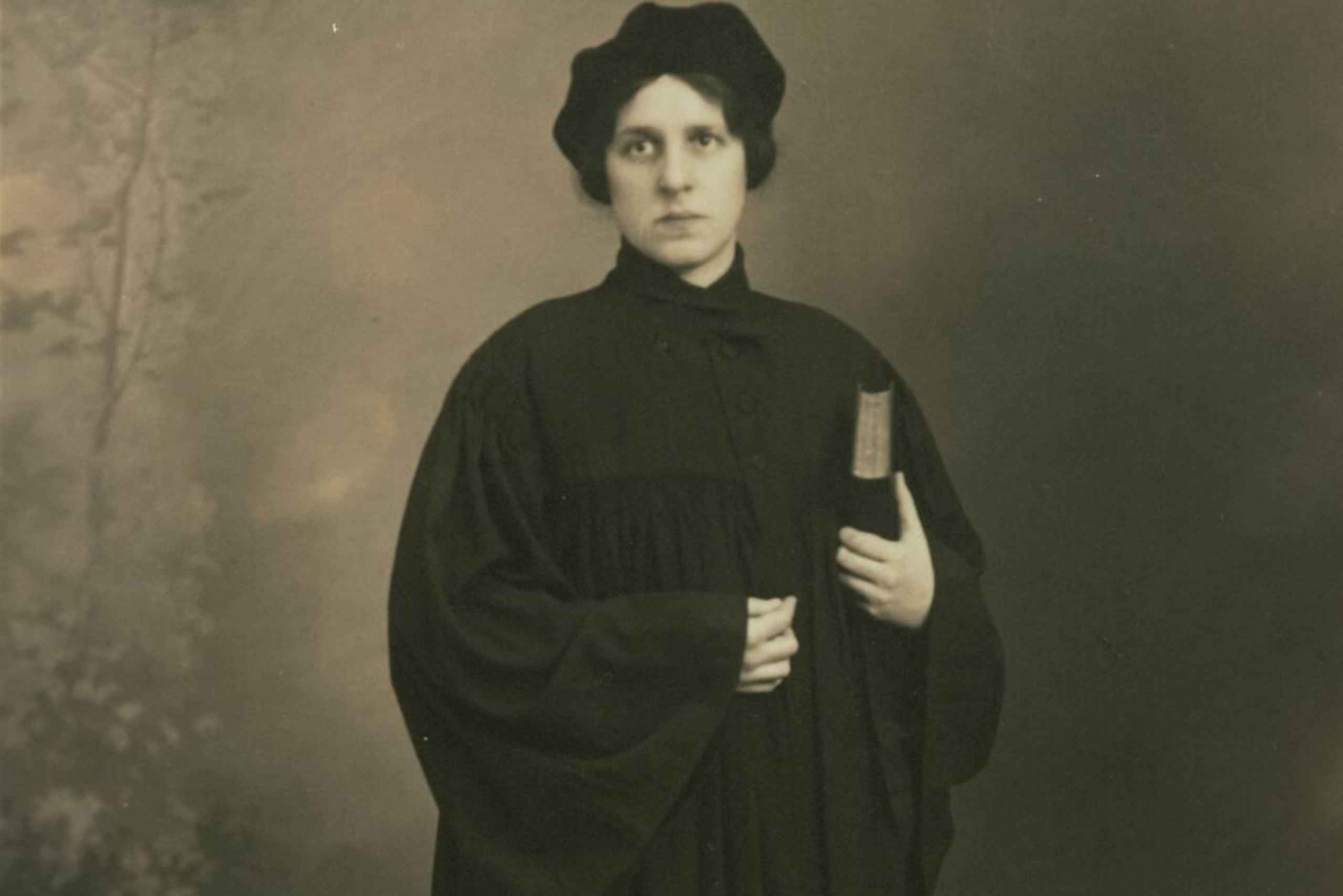 Berlins kvinnor: En rundvandring genom Berlin Mitte