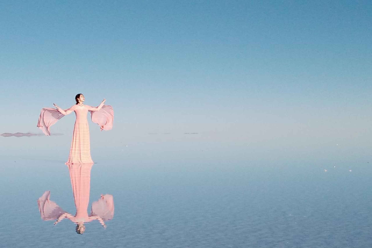 Da Atacama, Cile: tour privato di 2 giorni alle saline di Uyuni.