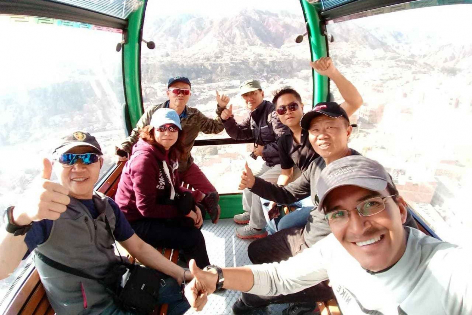 La Paz: Paz: Cable Car Ride Tour with Food Tasting