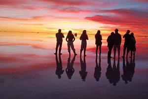 Salar de Uyuni: Sunset and stars with local operator
