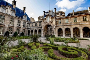 Le Marais District & Jewish Quarter Guided Walking Tour 12pp