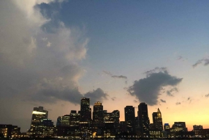 Boston Harbor: Full Moon Cruise with Champagne Option