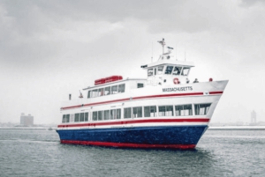 Boston Harbor: Full Moon Cruise with Champagne Option