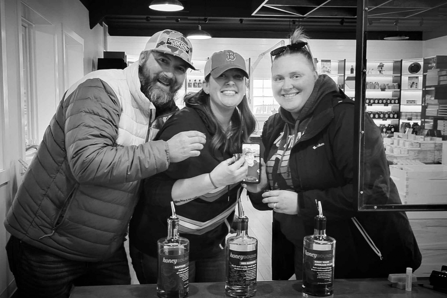 Excursión de un día desde Boston: Visita a una fábrica de hidromiel y cata de vinos