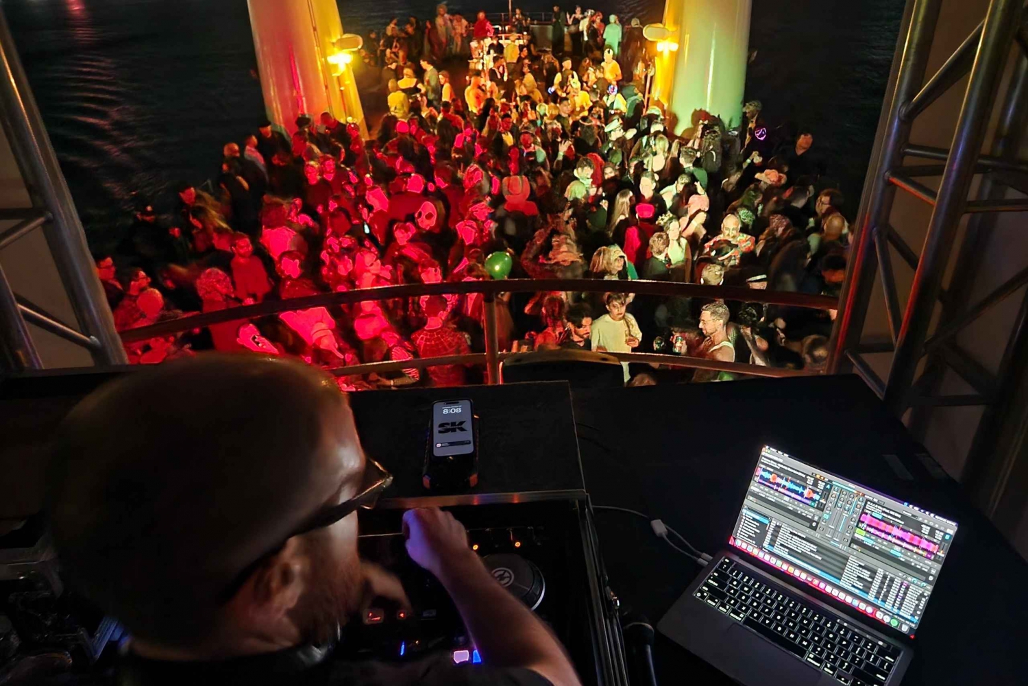 2025年ハロウィンパーティークルーズへご招待します