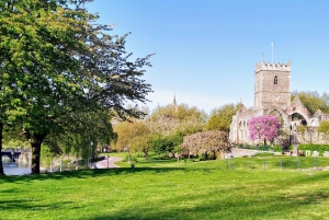 Bristol: Self-Guided Sightseeing Audio Tour