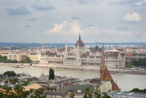 Budapest: Buda Castle District Walking Tour