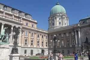 Budapest: Buda Castle District Walking Tour