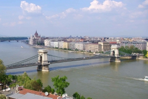 Budapest: Buda Castle District Walking Tour