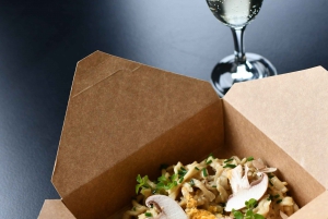 Budapest: Evening Sightseeing Cruise with Unlimited Prosecco