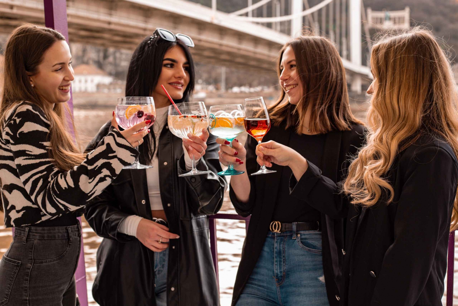 Boedapest: cruise met onbeperkt drankjes