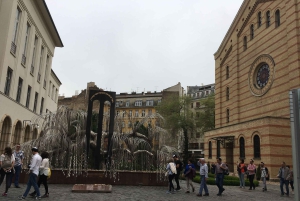 Budapest: Jewish District Private Walking Tour