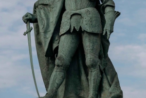 Budapest: Soccer Lover Tour & Folk Music Performance