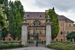 From Budapest: Guided Tour of Eger with Wine Tasting