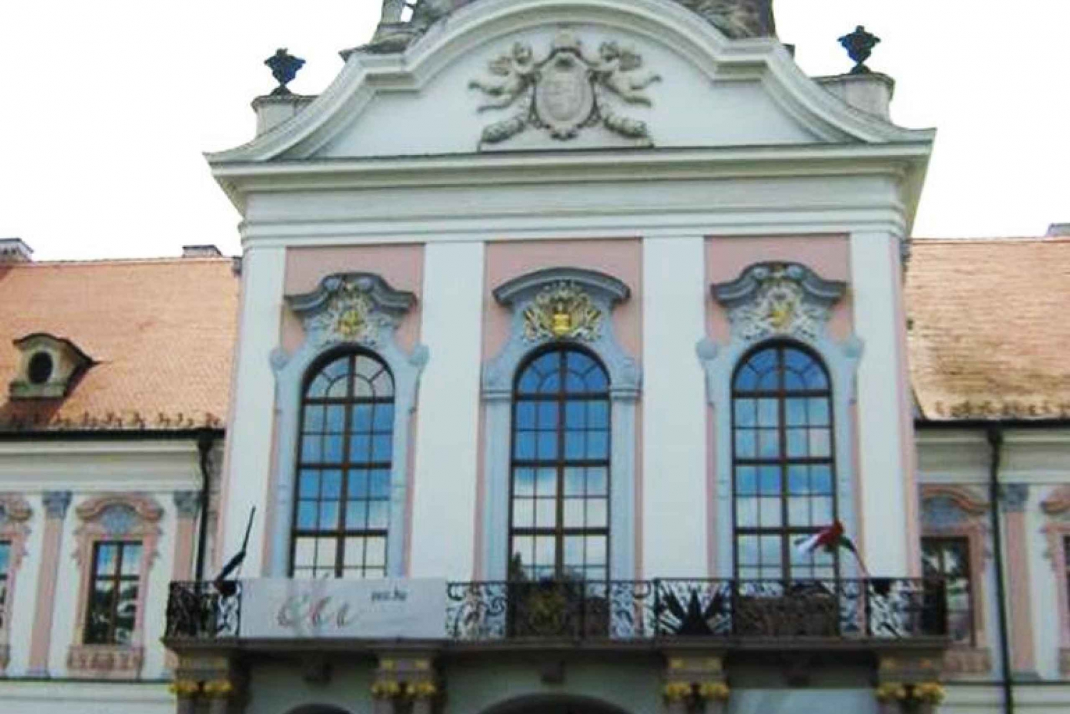 ブダペスト発ゴドルロ王宮 1日ツアー