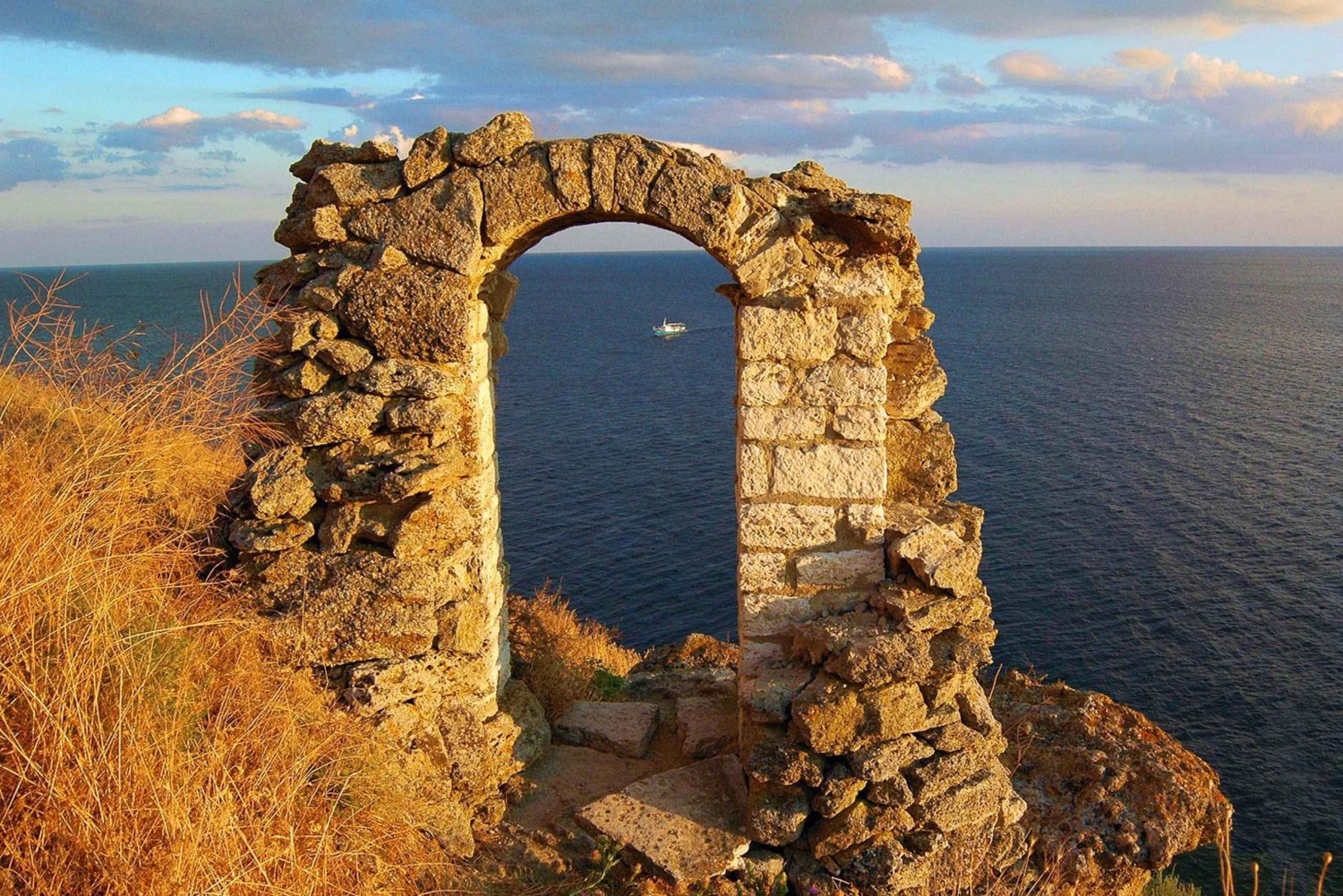 ブカレスト発：カペ・カリアクラ&バルチク日帰りツアー