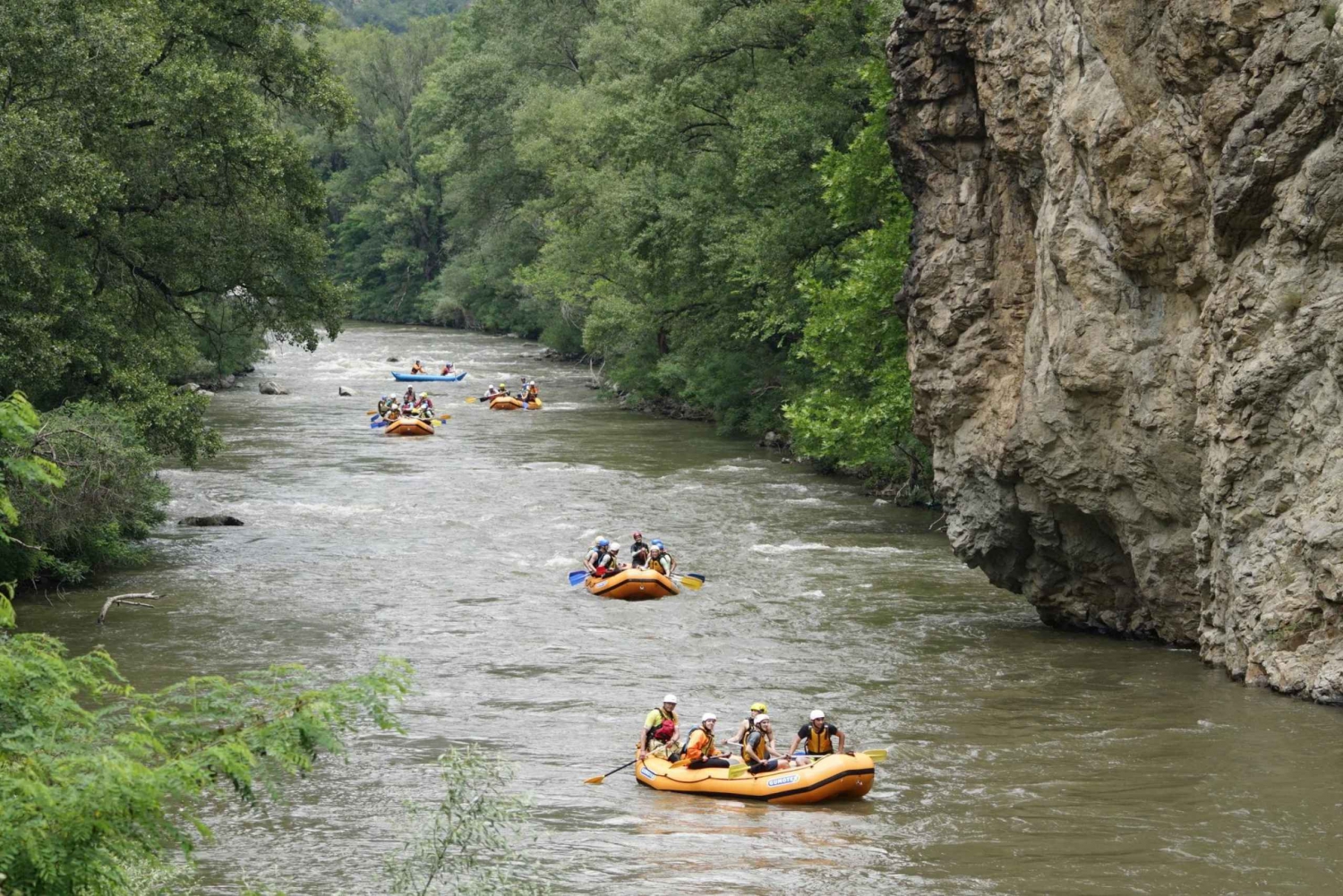 Superbe aventure de rafting sur la rivière Struma
