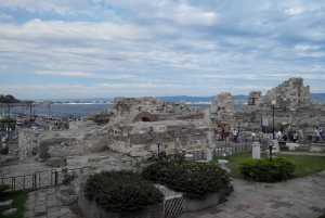 Nessebar: 4-Hour Boat Tour incl. Fishing, Lunch & Drinks