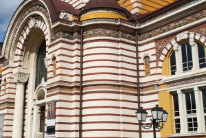 Kävelyretki: Sofian varjoisat kadut