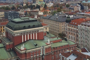 Kävelyretki: Sofian varjoisat kadut