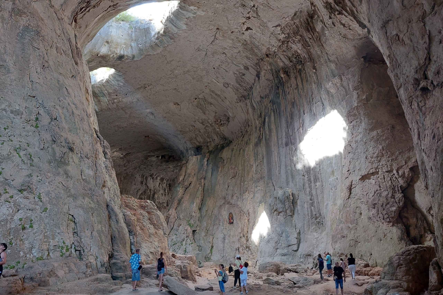 Sofia : visite de la grotte des Yeux de Dieu et du géoparc d'Iskar-Panega