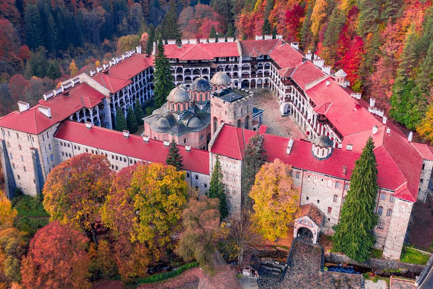 Sofia: Mosteiro de Rila, Igreja de Boyana e um quarto de monge
