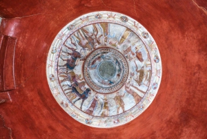 UNESCO Tumba tracia de Kazanlak y monumento de Buzludzha