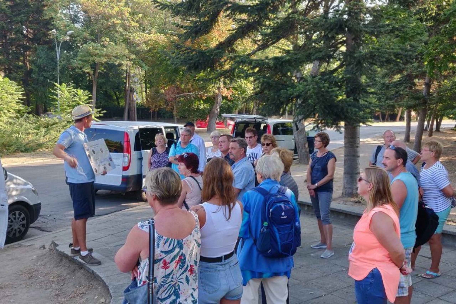 ヴァルナ：ガイド付き VIP ツアー