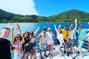 Cairns: Explore Dunk Island Day Tour